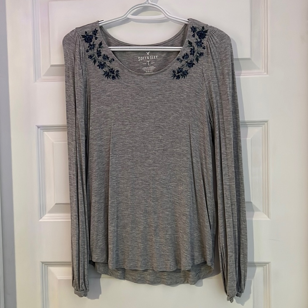 American Eagle Soft and Sexy Long Sleeve Shirt